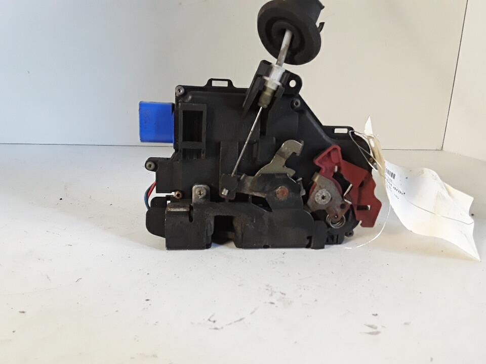 Serrure avant droit AUDI A3 2 PHASE 1 Diesel - 1