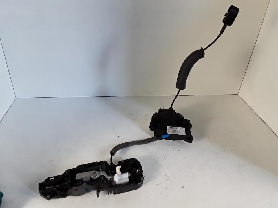 Serrure avant droit RENAULT MEGANE 3 PHASE 2 Essence - 1