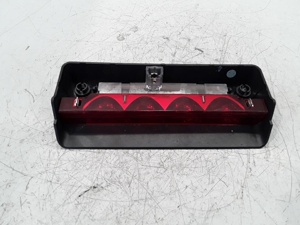 Feu arriere stop central CITROEN C2 PHASE 1 Essence - 1