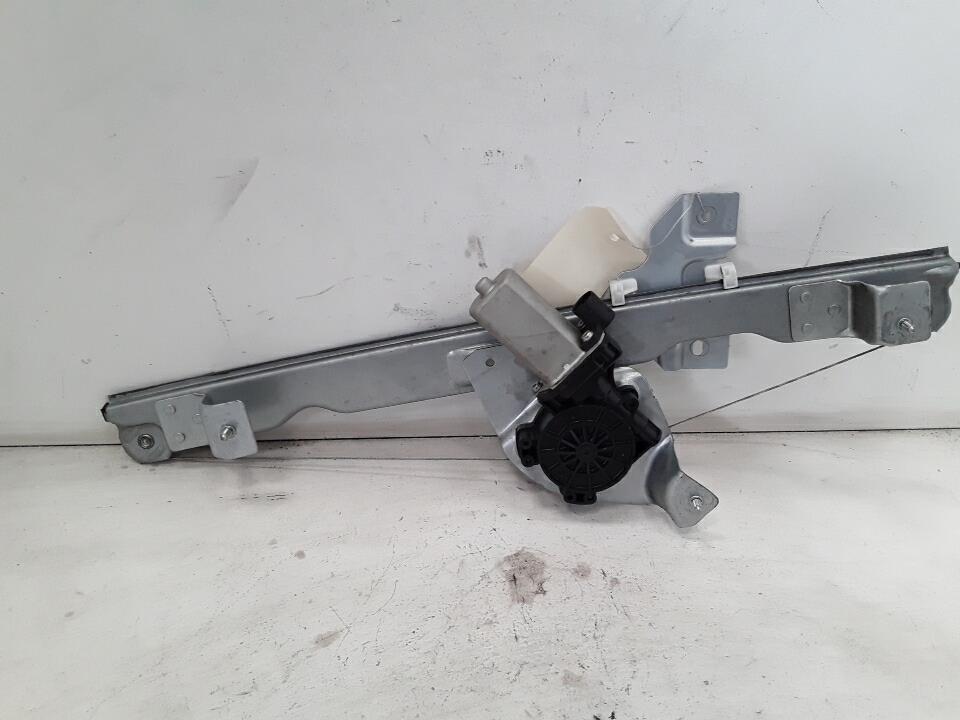 Leve vitre electrique avant droit DACIA DUSTER 1 PHASE 1 Diesel - 1
