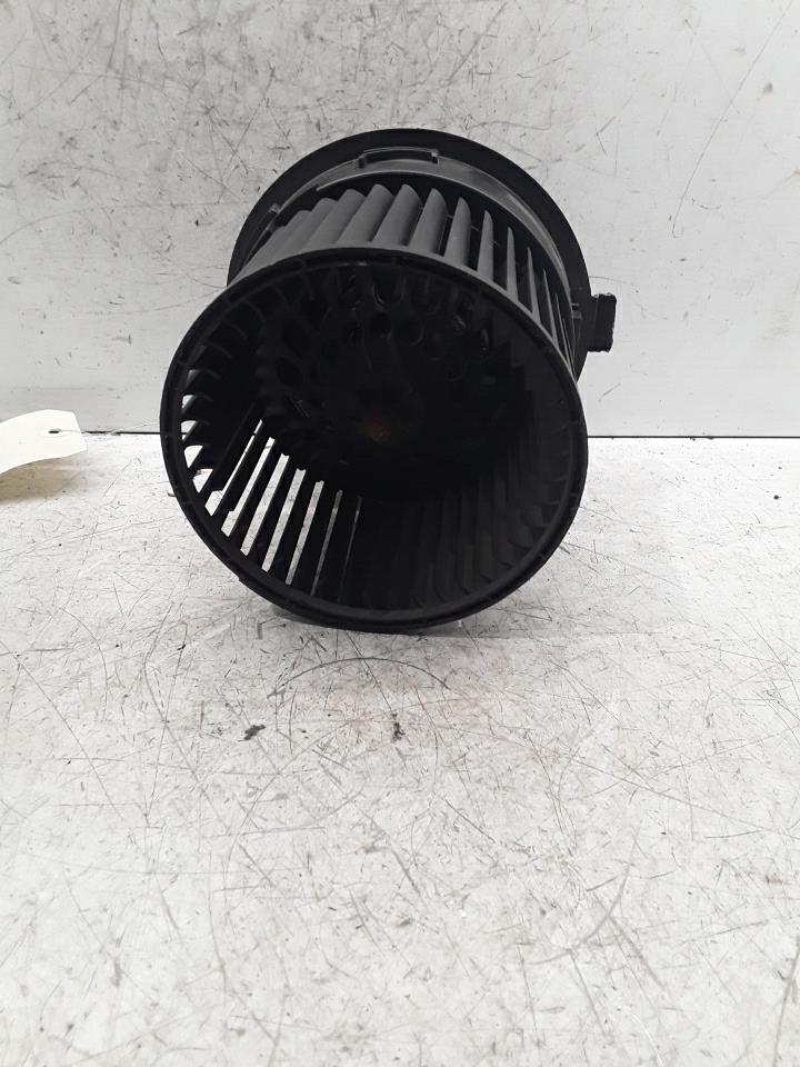 Pulseur d'air RENAULT CLIO 4 PHASE 2 Essence - 1