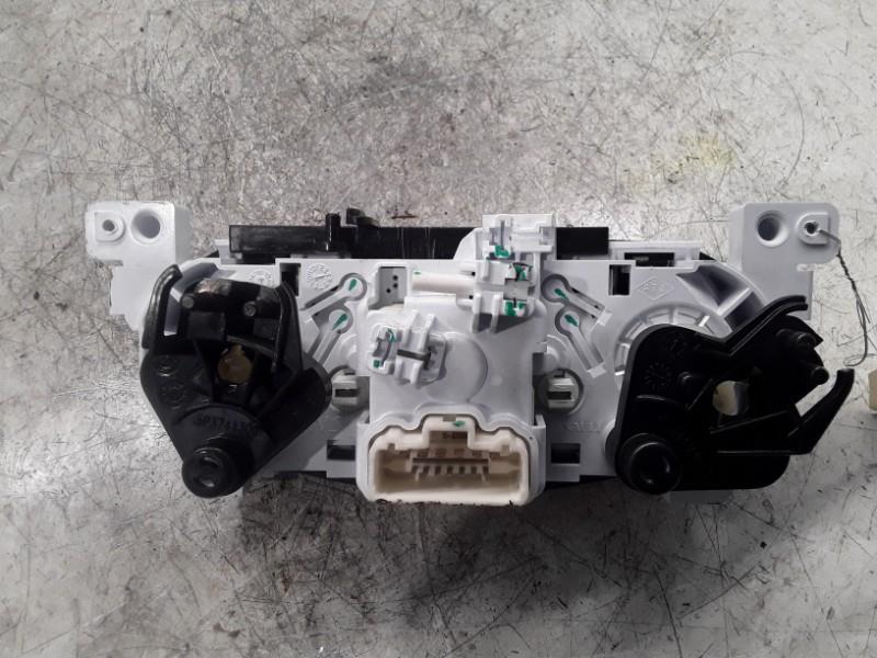 Commande chauffage DACIA SANDERO 2 PHASE 2 Essence - 1