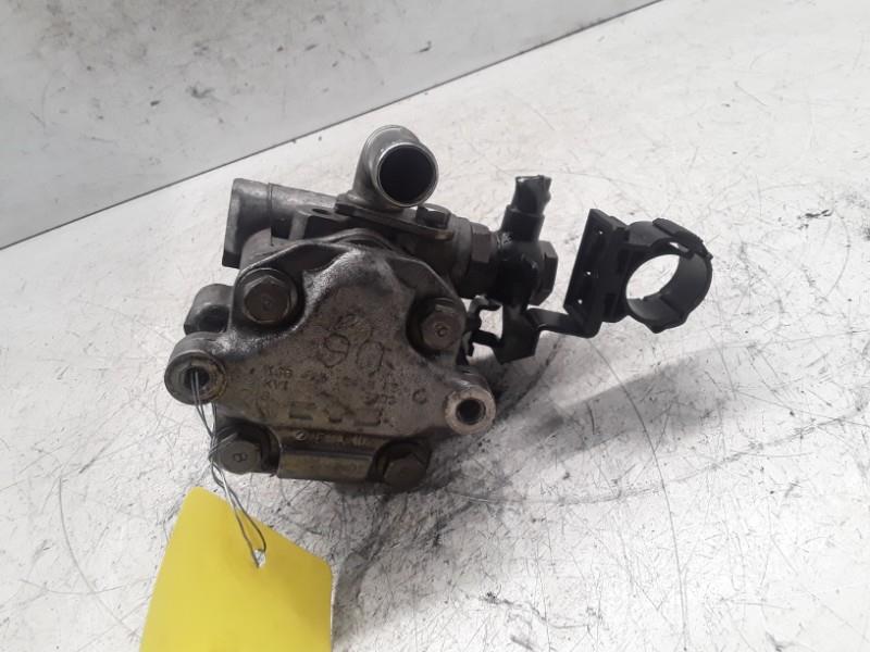 Pompe de direction VOLKSWAGEN GOLF 4 Essence - 1