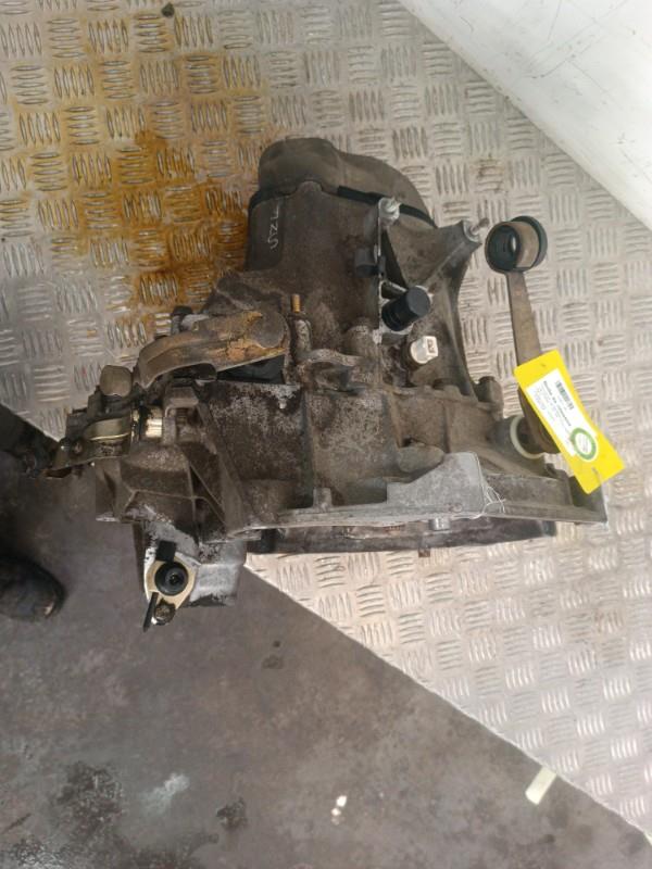 Boite de vitesses PEUGEOT 106 PHASE 1 Essence - 1