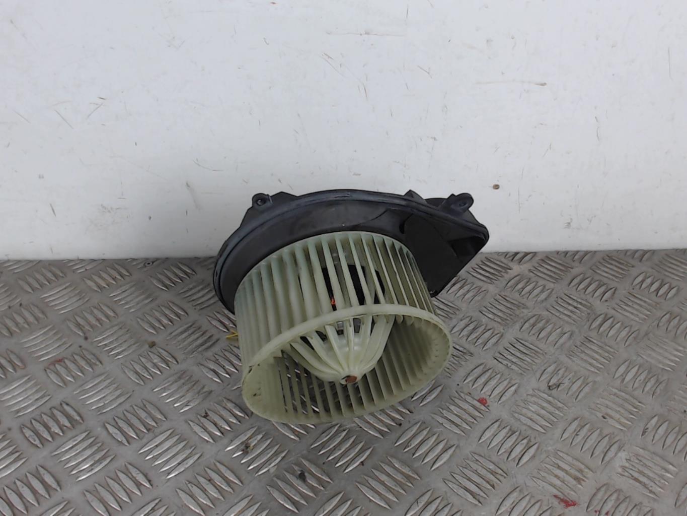 Pulseur d'air VOLKSWAGEN PASSAT 4 PHASE 1 Essence - 1