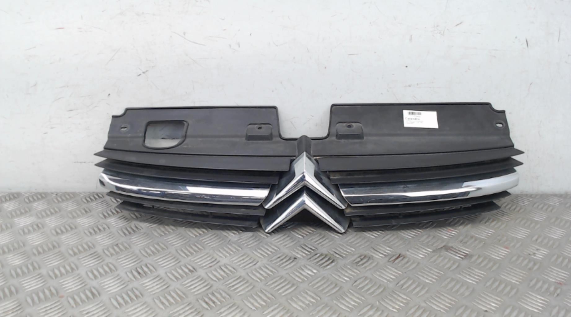 Calandre CITROEN C5 1 PHASE 1 Essence - 1