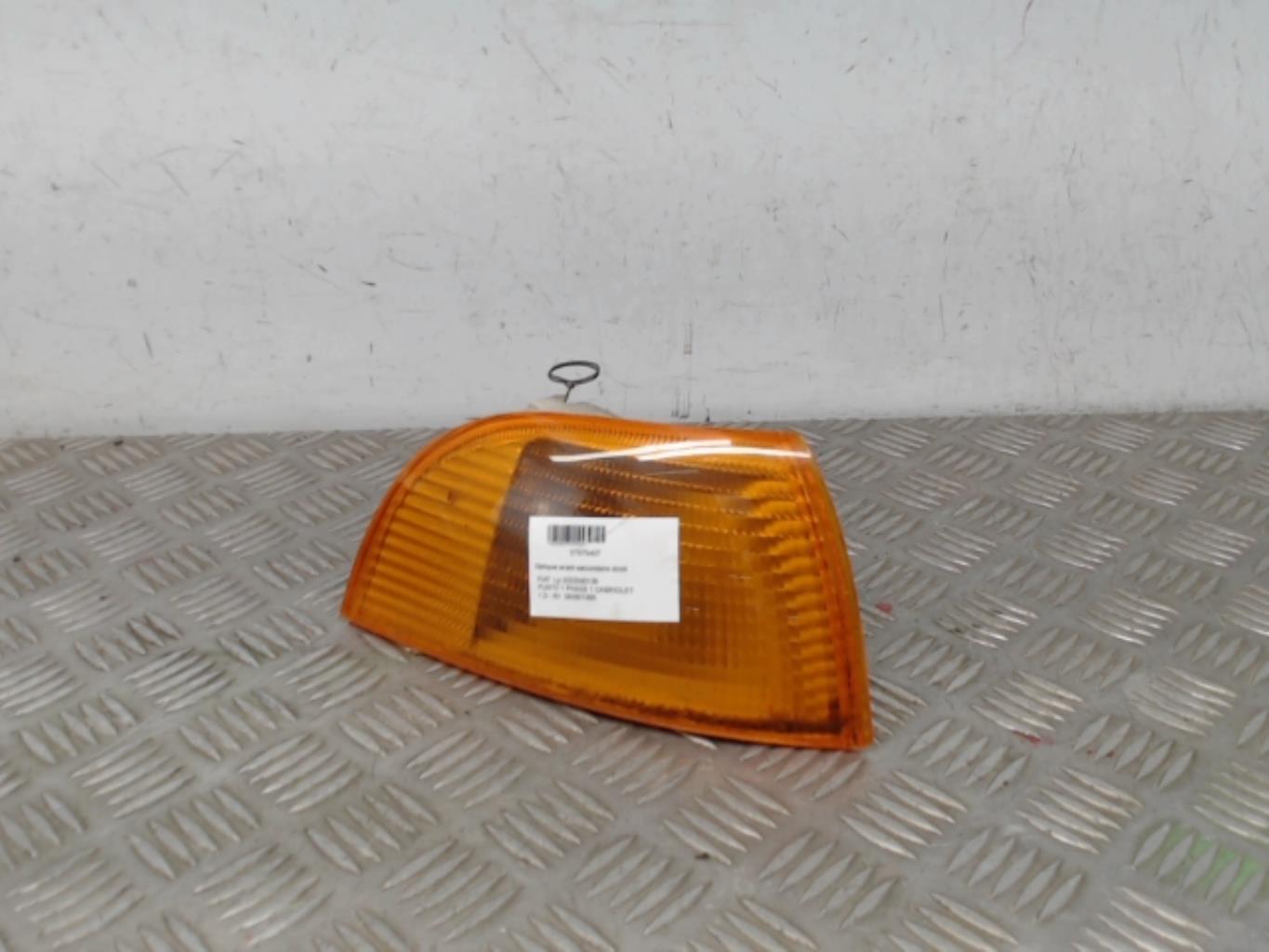 Gruppo ottico anteriore secondario destro (luci)(freccia) FIAT PUNTO 1 PHASE 1 CABRIOLET Gasolina - 1