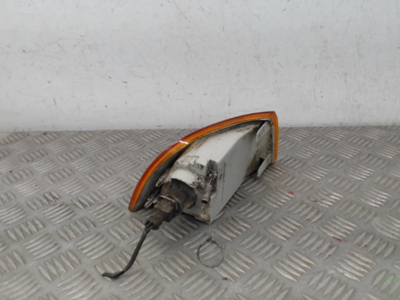 Gruppo ottico anteriore secondario sinistro (luci)(freccia) FIAT PUNTO 1 PHASE 1 CABRIOLET Gasolina - 1