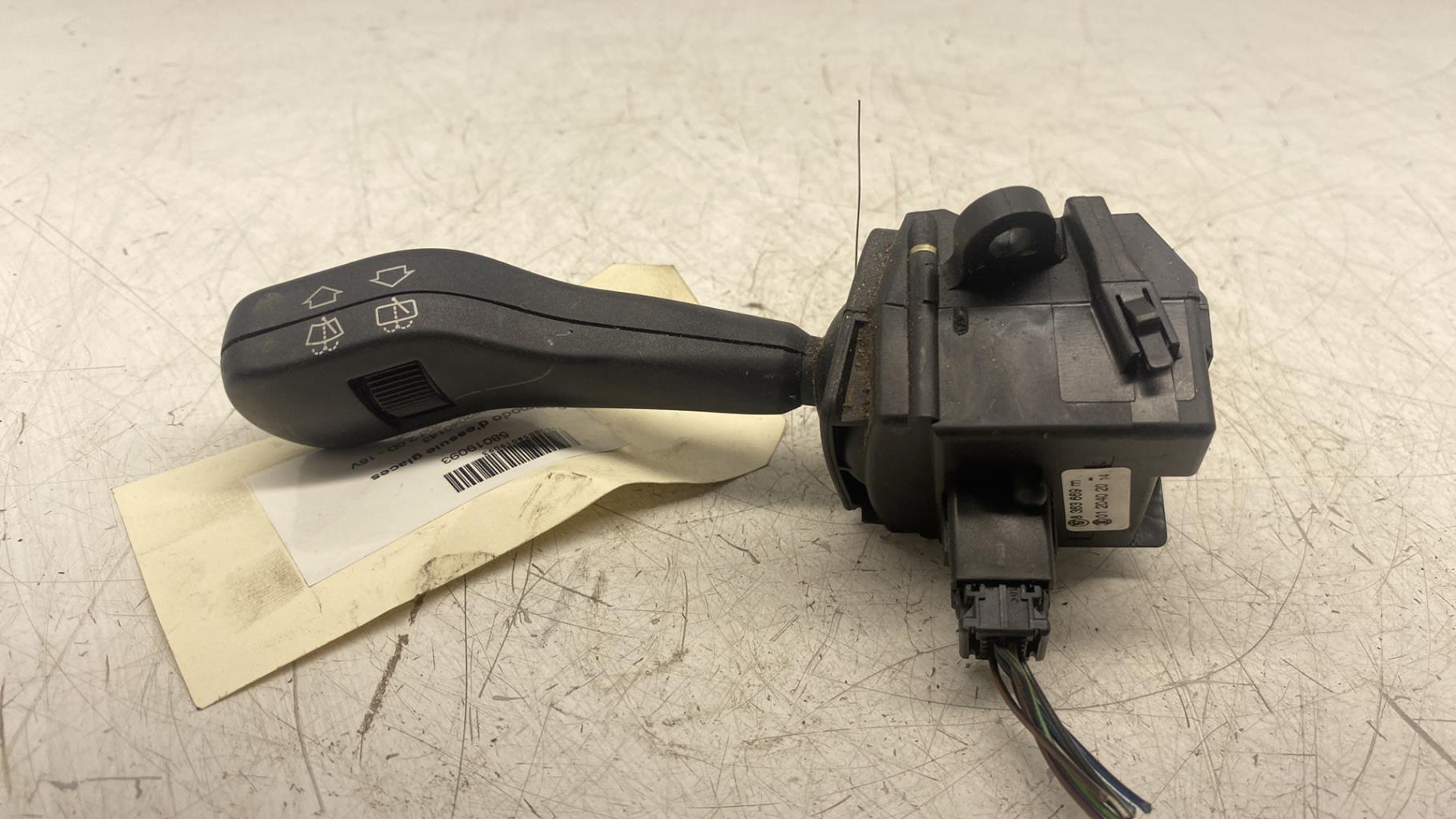 Commodo d'essuie glaces BMW X3 E83 PHASE 1 Diesel - 1