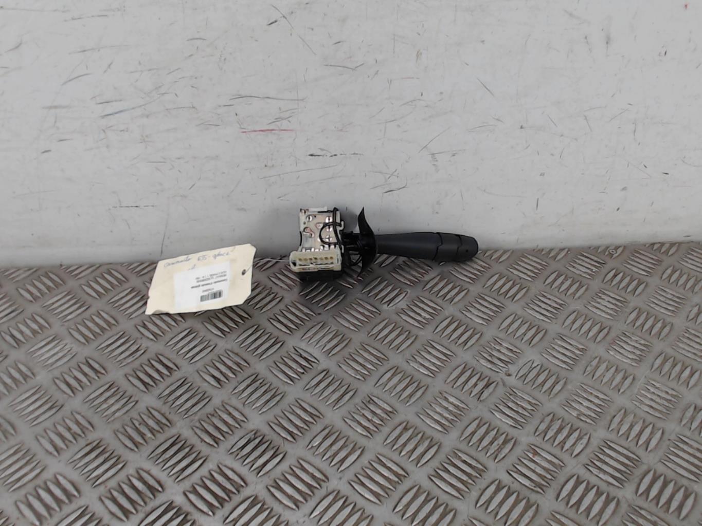 Commodo d'essuie glaces RENAULT CLIO 2 PHASE 1 Essence - 1