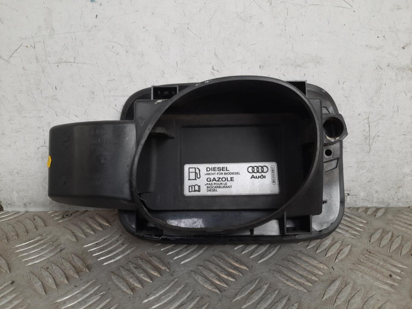 Trappe d'essence AUDI A4 3 PHASE 1 Diesel - 1