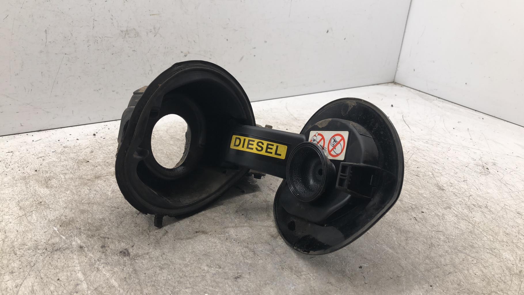 Trappe d'essence CITROEN C4 2 PHASE 1 Diesel - 1