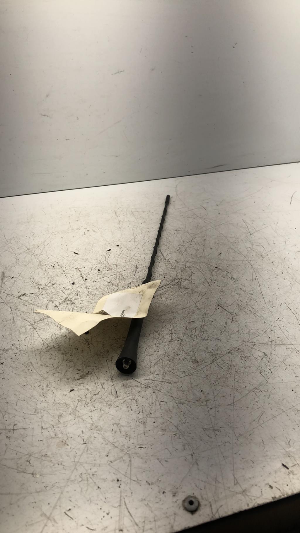 Antenna VOLKSWAGEN GOLF 4 Diésel - 1