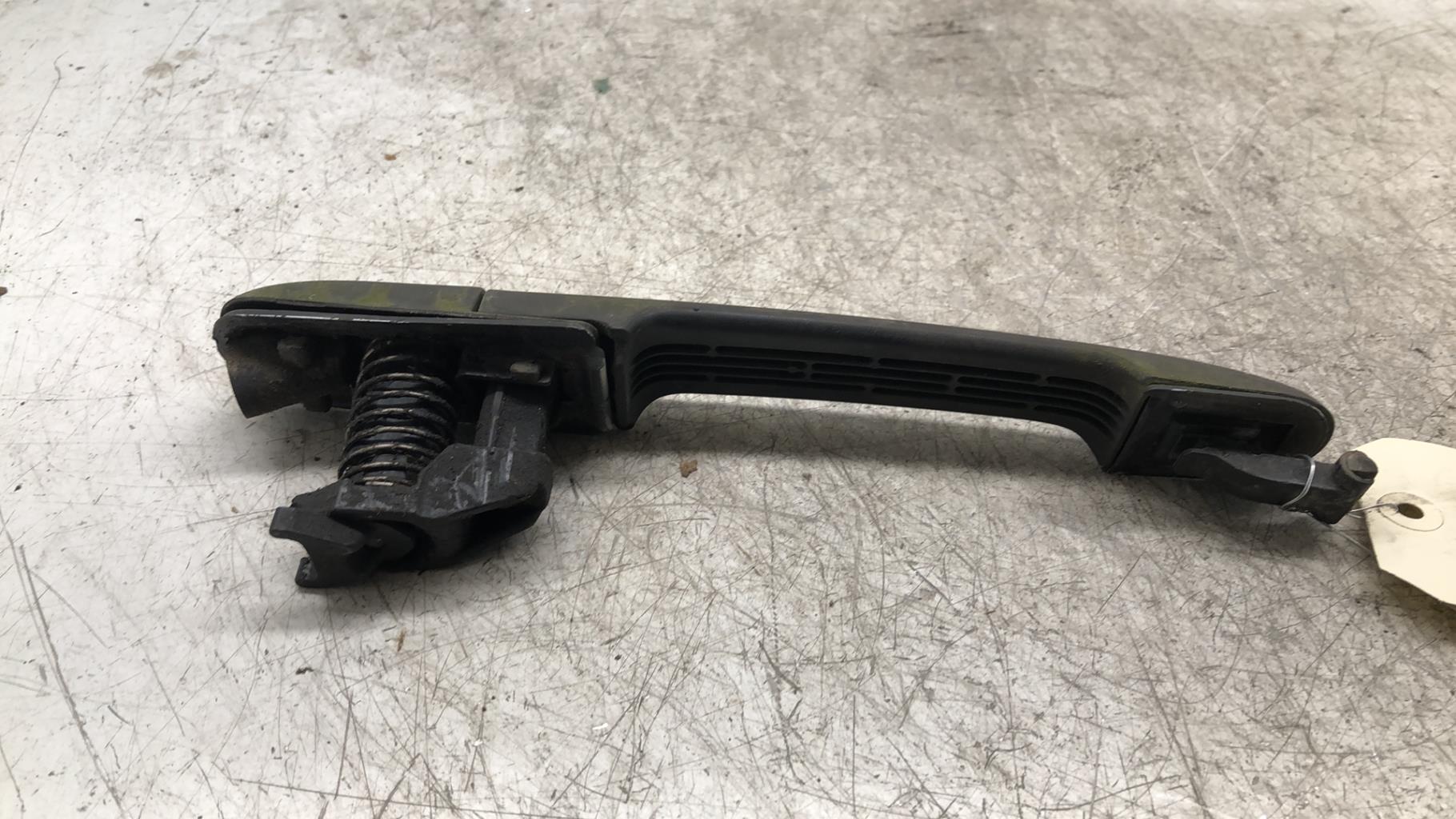 Maniglia portiera anteriore destra MERCEDES VITO 638 Diésel - 1