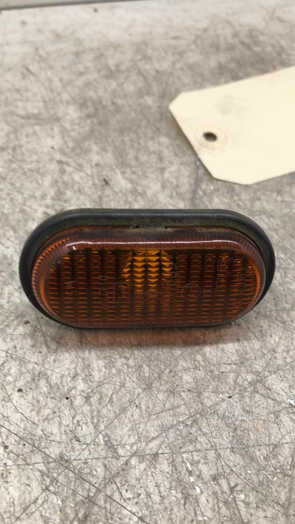 Ripetitore lampeggiante anteriore destro (Luci) RENAULT TRAFIC 2 PHASE 1 Diésel - 1