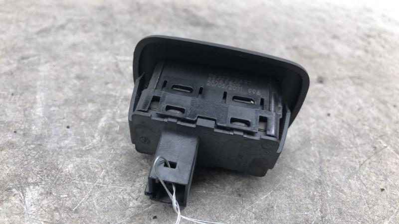 Interruttore lavacristalli posteriore sinistro PEUGEOT 508 1 PHASE 1 Diésel - 1
