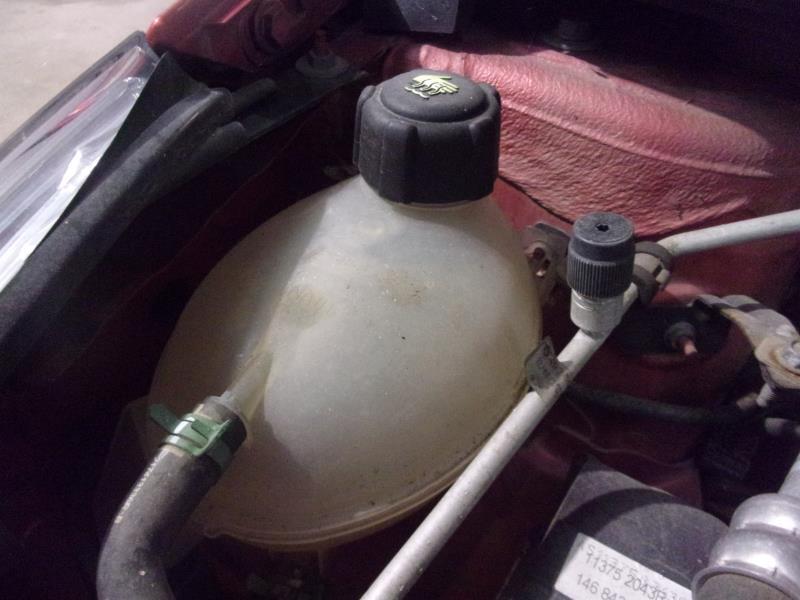 Vase d'expansion RENAULT CLIO 4 PHASE 1 Essence - 1