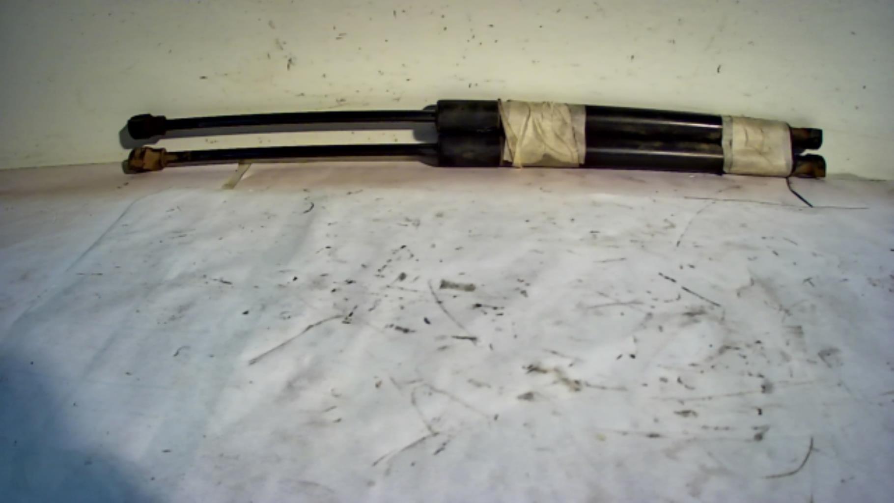 Verin de coffre RENAULT CLIO 4 PHASE 1 Essence - 1