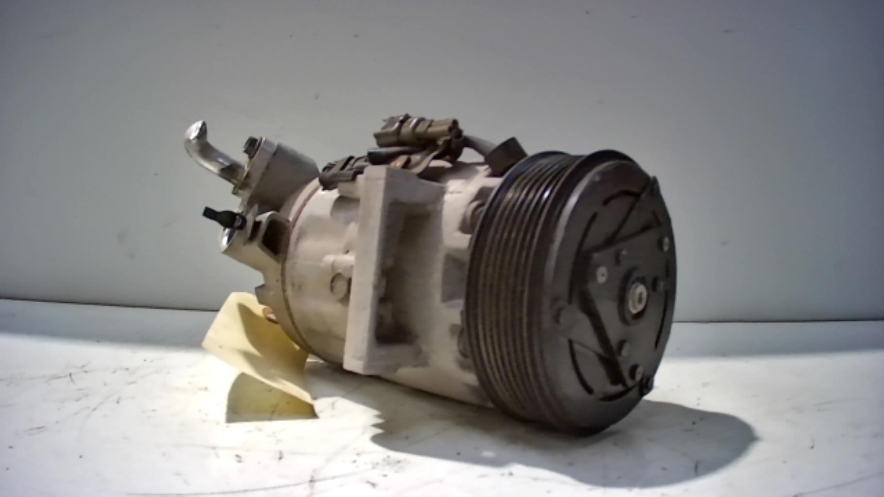 Compresseur clim RENAULT CLIO 4 PHASE 2 Essence - 1