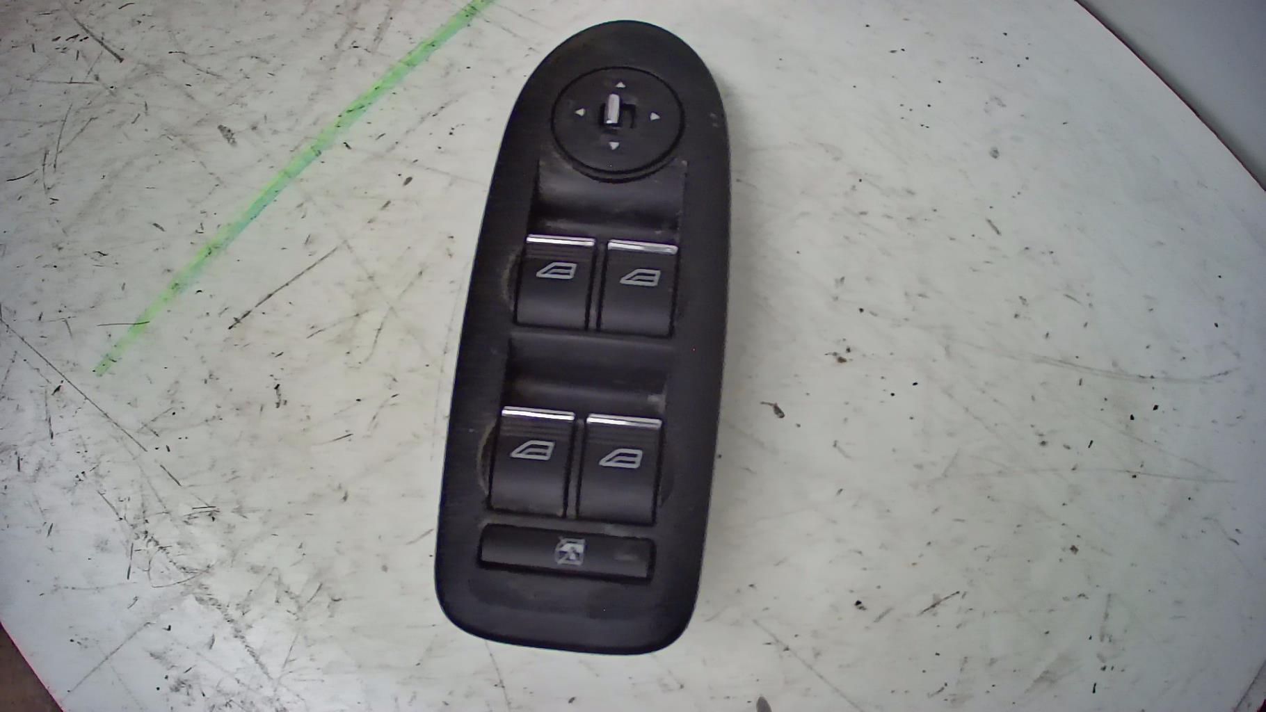 Commande retroviseurs FORD C-MAX 1 PHASE 2 Diesel - 1