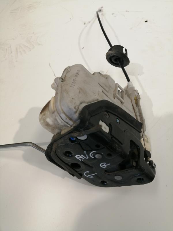 Serrure avant gauche AUDI A4 2 AVANT PHASE 2 BREAK Diesel - 1