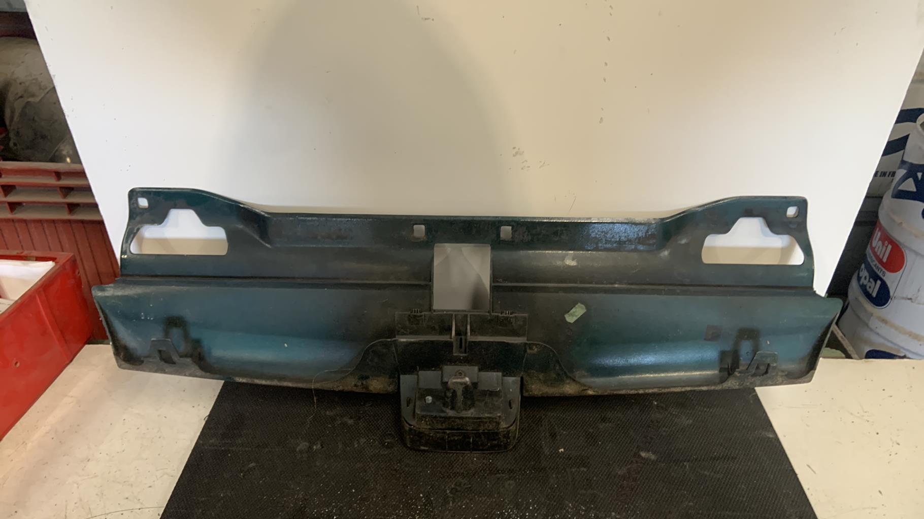 Calandre PEUGEOT 406 PHASE 1 BREAK Diesel - 1