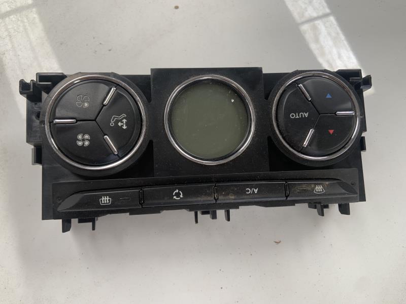 Commande chauffage CITROEN DS3 PHASE 1 Diesel - 1