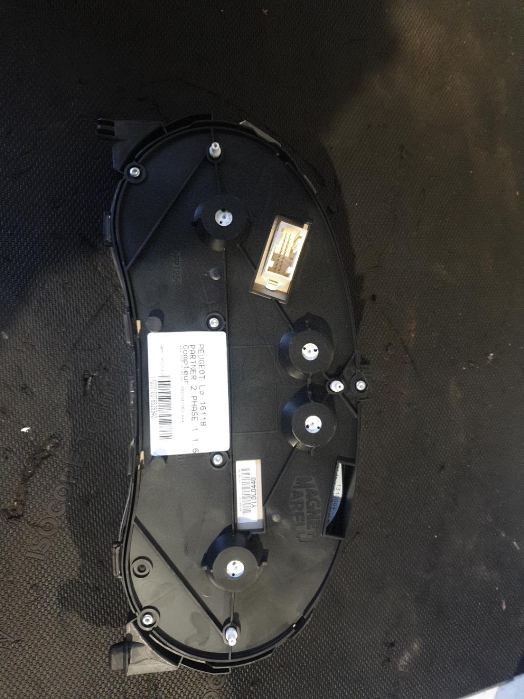 Compteur PEUGEOT PARTNER 2 PHASE 1 Diesel - 1