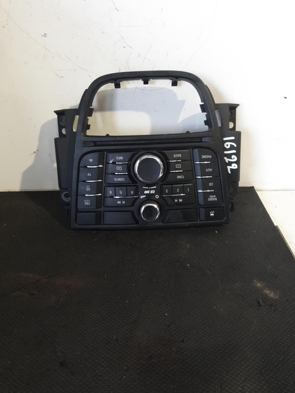 Facade autoradio OPEL MERIVA B PHASE 1 Diesel - 1
