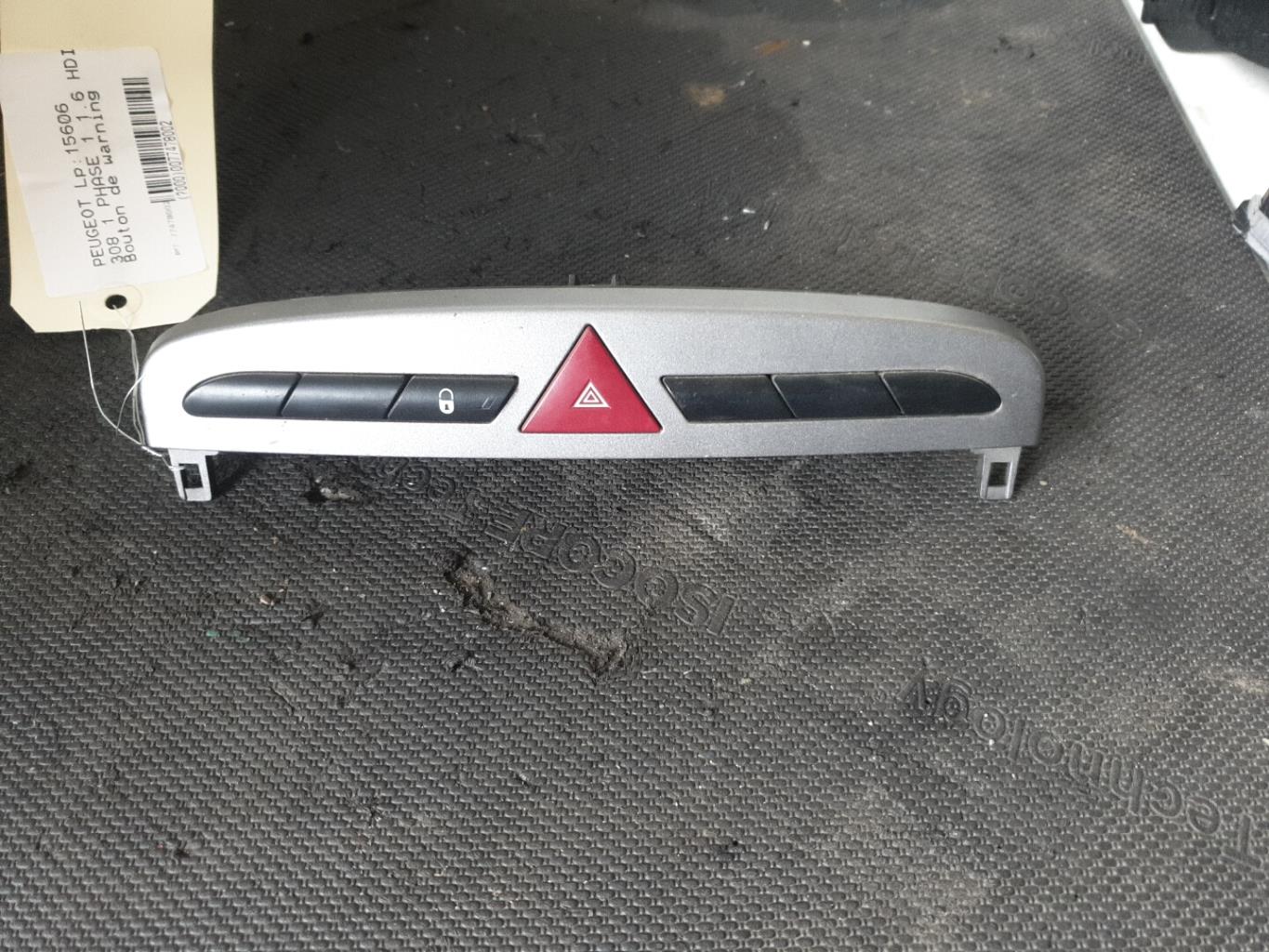 Bouton de warning PEUGEOT 308 1 PHASE 1 Diesel - 1