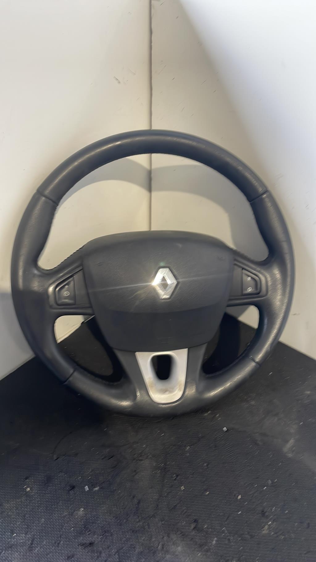 Volant RENAULT GRAND SCENIC 3 PHASE 1  - 1
