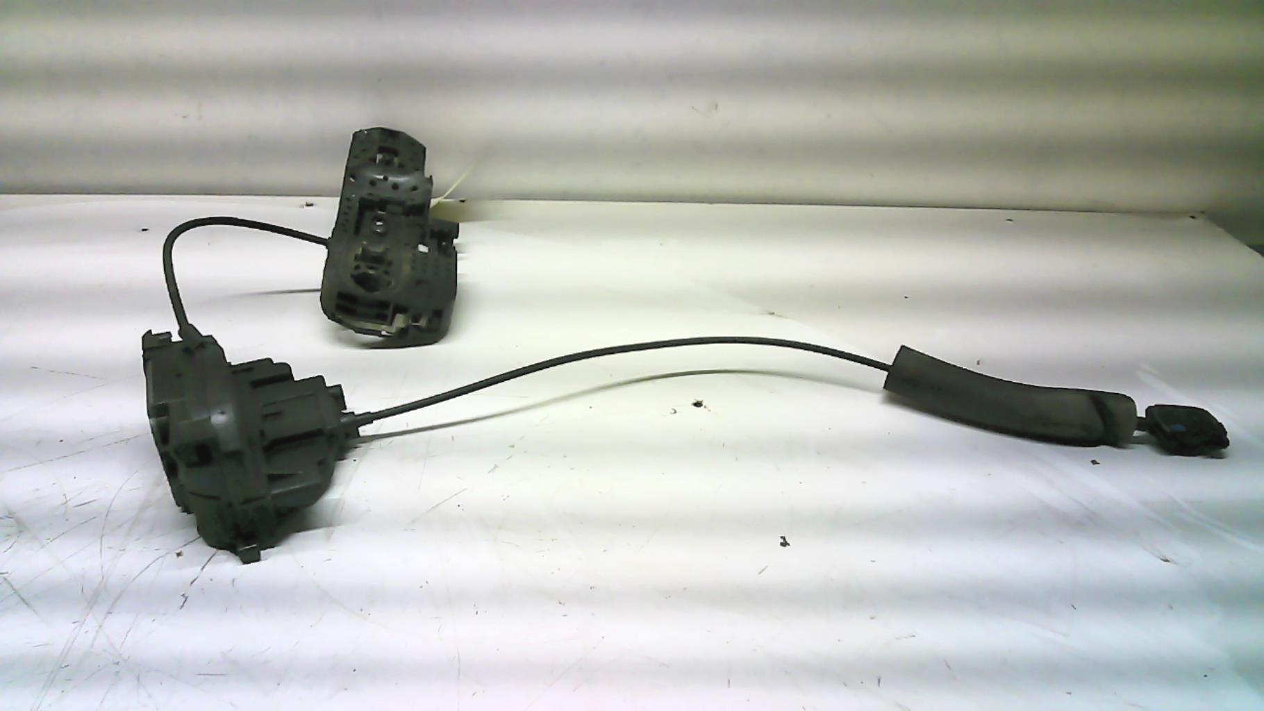 Serrure avant droit RENAULT SCENIC 3 PHASE 1  - 1