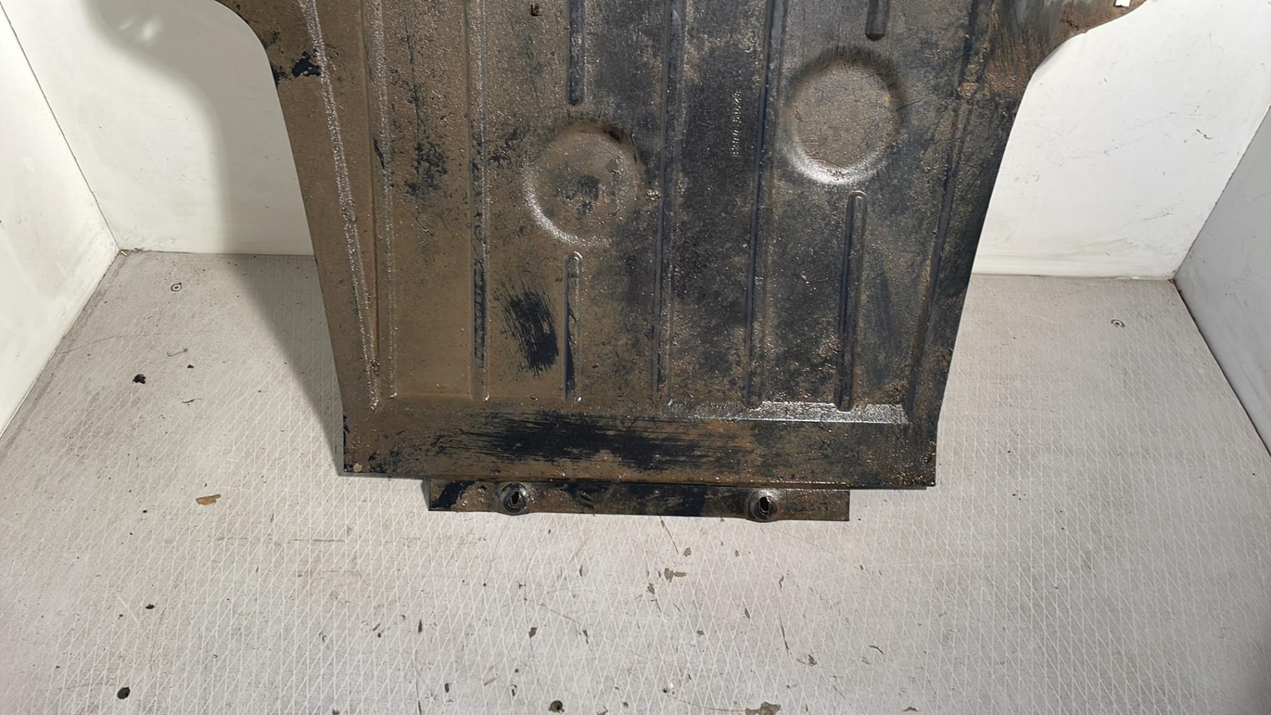 Cache sous moteur RENAULT CLIO 3 PHASE 2  - 1