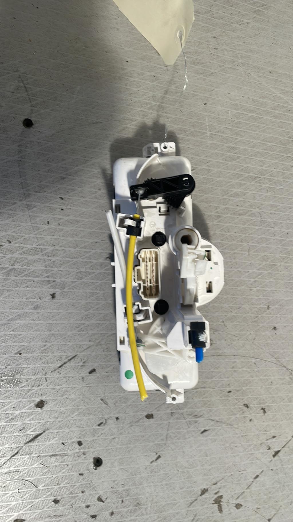 Commande chauffage RENAULT CLIO 3 PHASE 1 BREAK  - 1