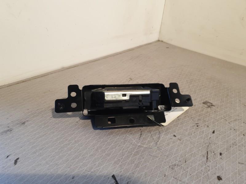 Serrure de hayon PEUGEOT 208 1 PHASE 1 Essence - 1