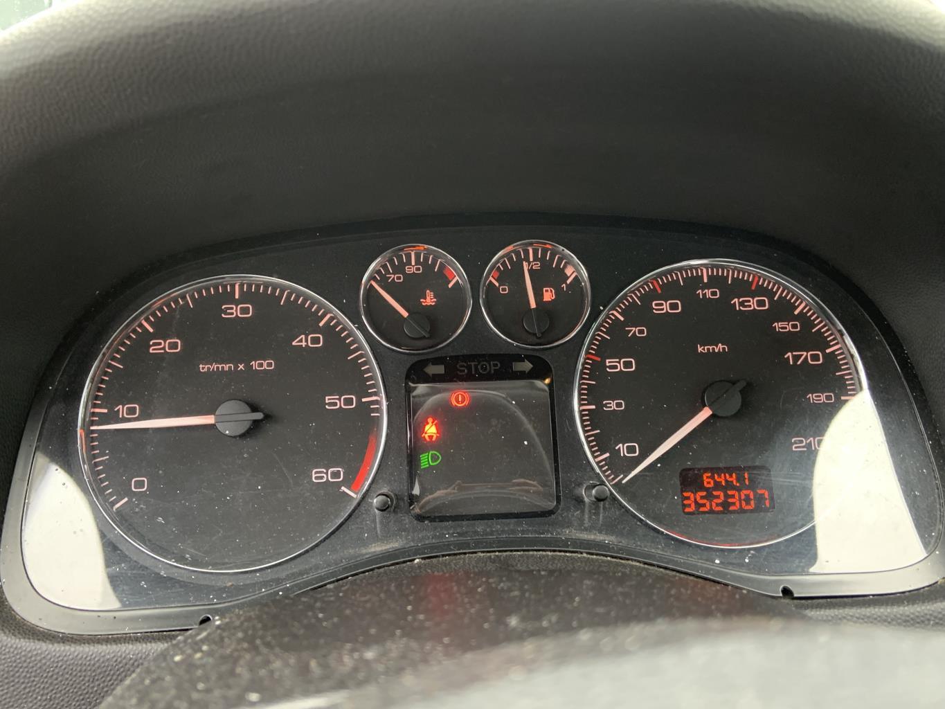 Compteur PEUGEOT 307 PHASE 2 BREAK Diesel - 1