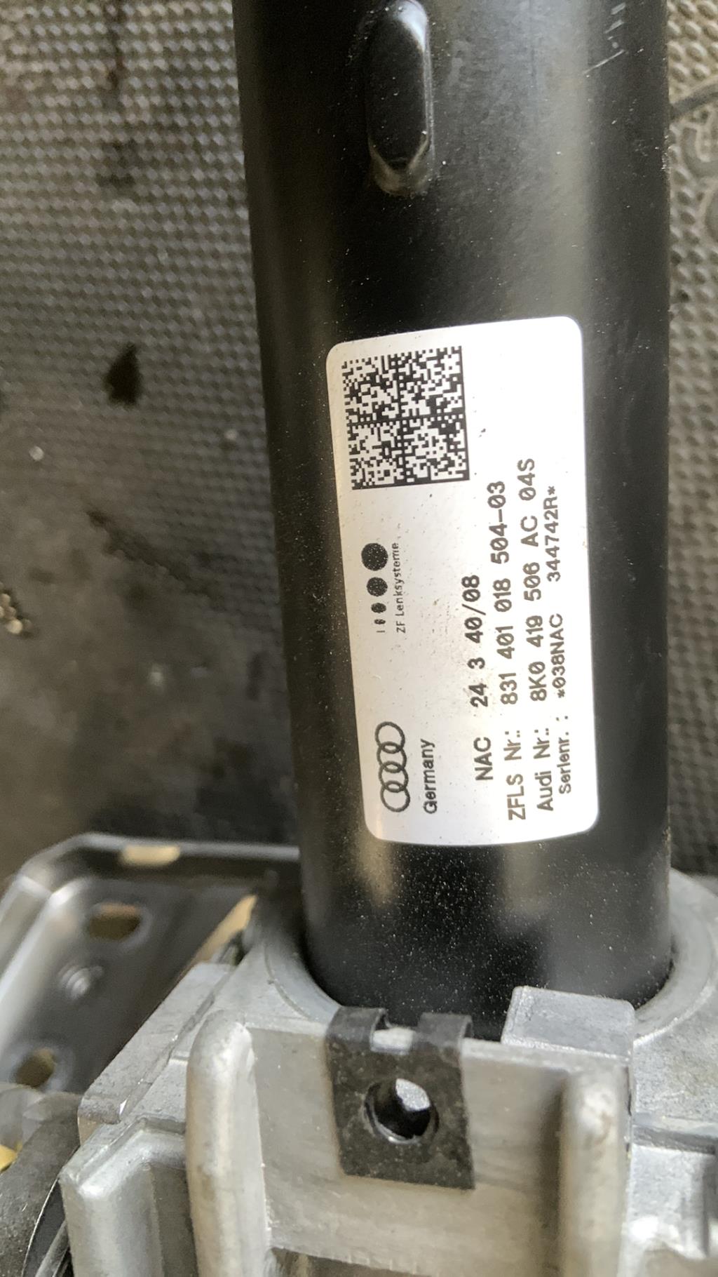 Colonne de direction AUDI A4 3 AVANT PHASE 1 BREAK Diesel - 1