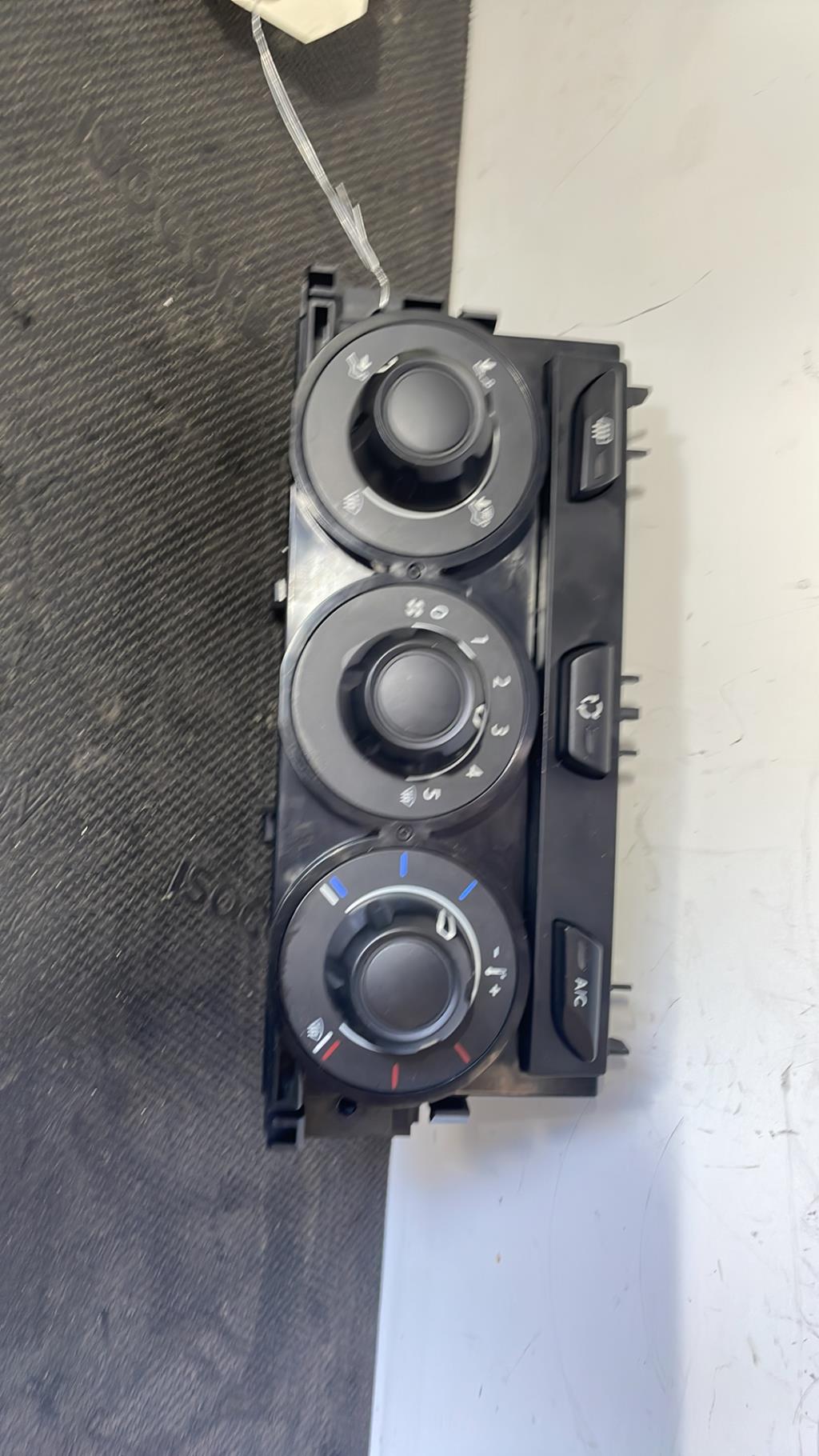 Commande chauffage CITROEN C3 2 PHASE 2  - 1