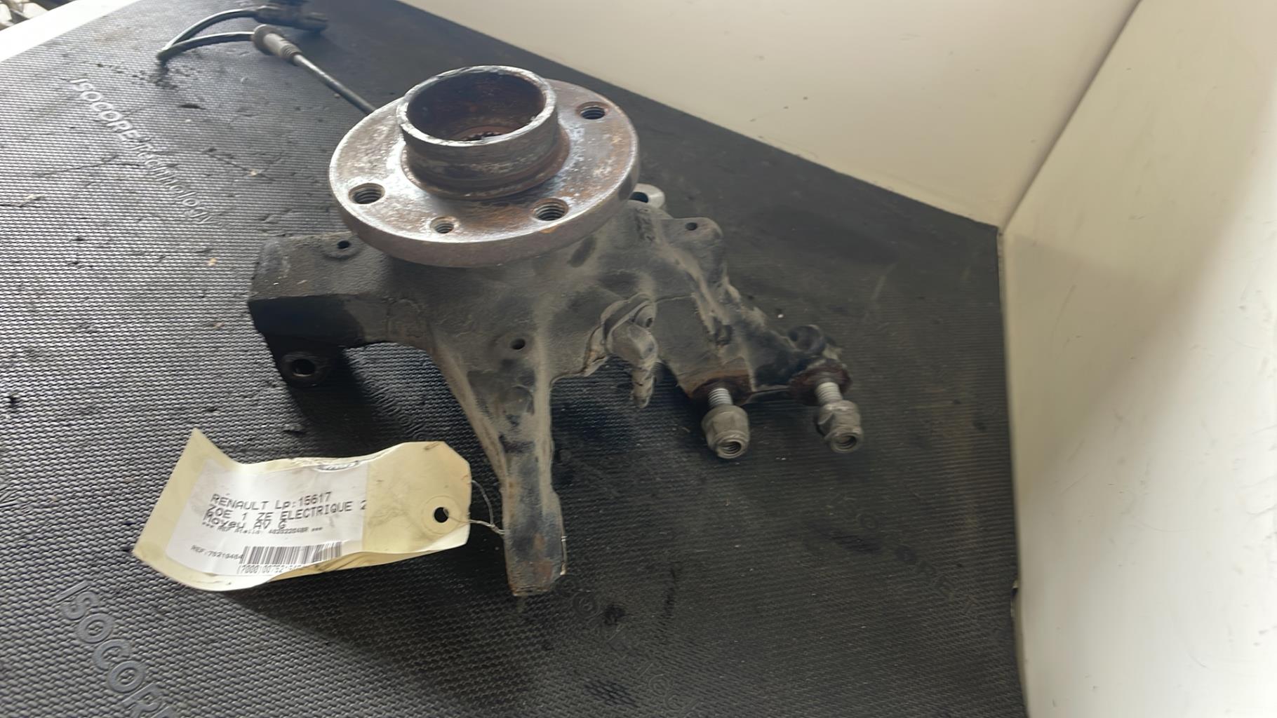 Moyeu avant gauche RENAULT ZOE 1 Electricité - 1