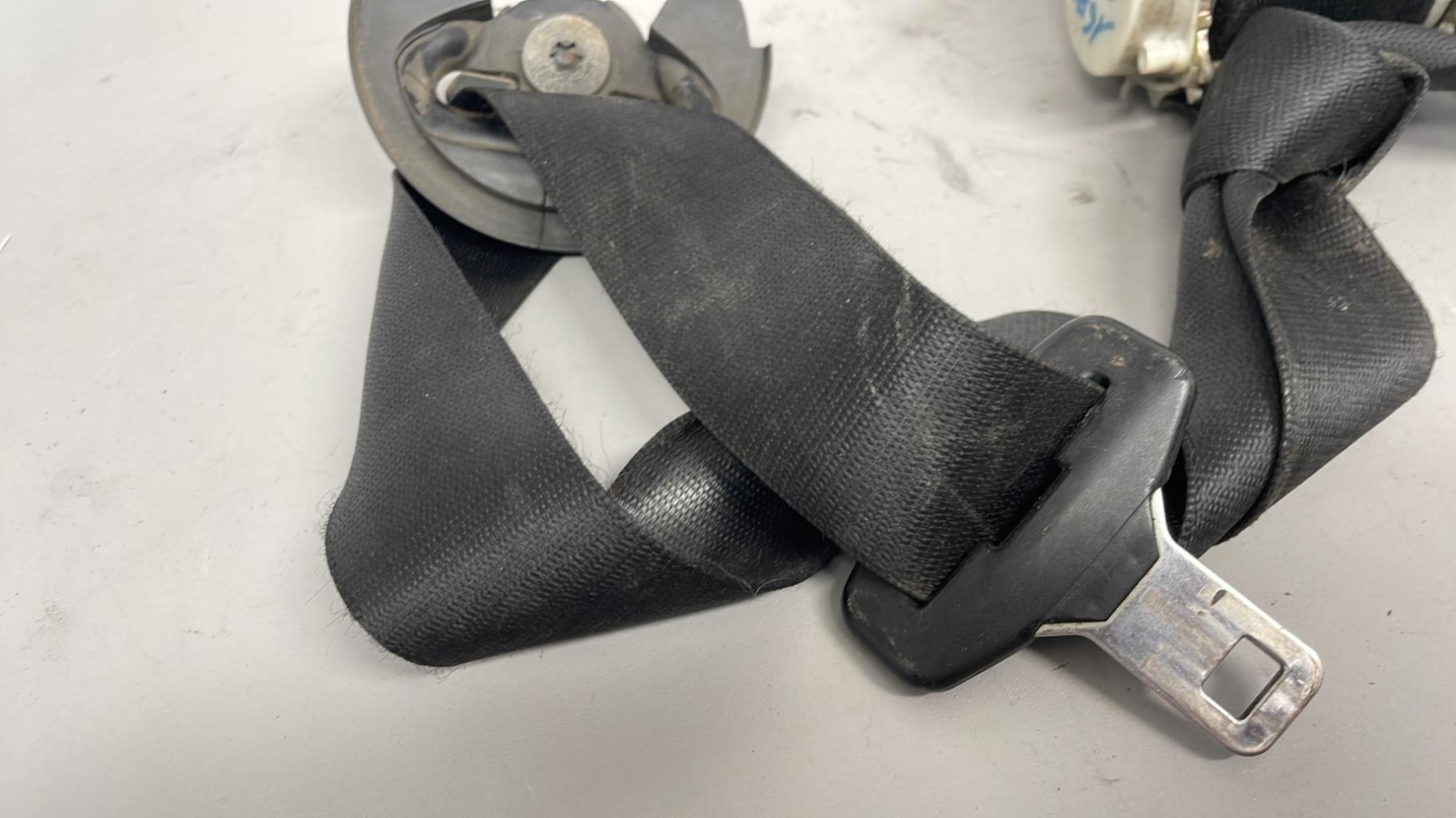 Ceinture avant gauche BMW X3 E83 PHASE 1 Diesel - 1