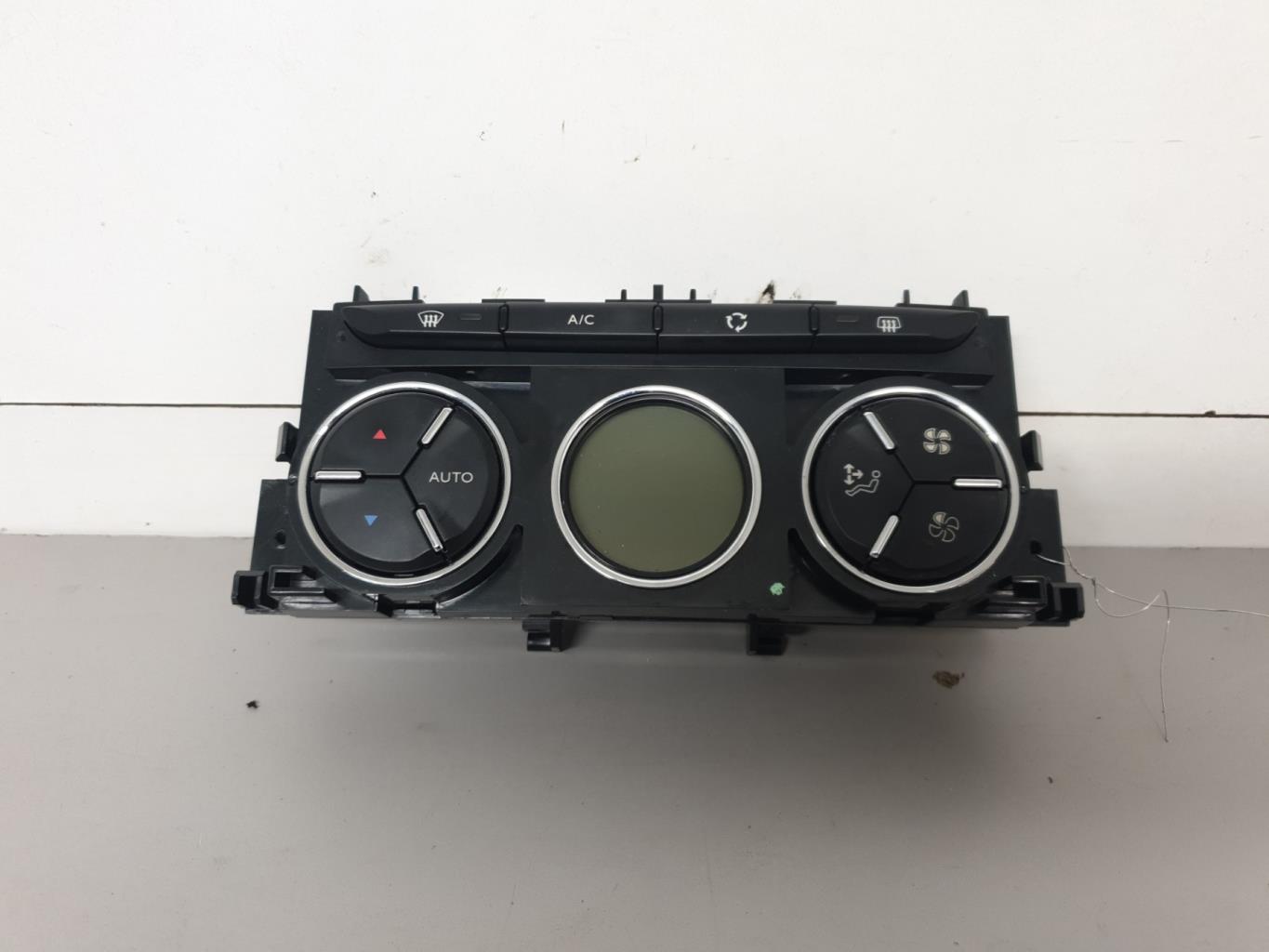 Commande chauffage CITROEN DS3 PHASE 1 Essence - 1
