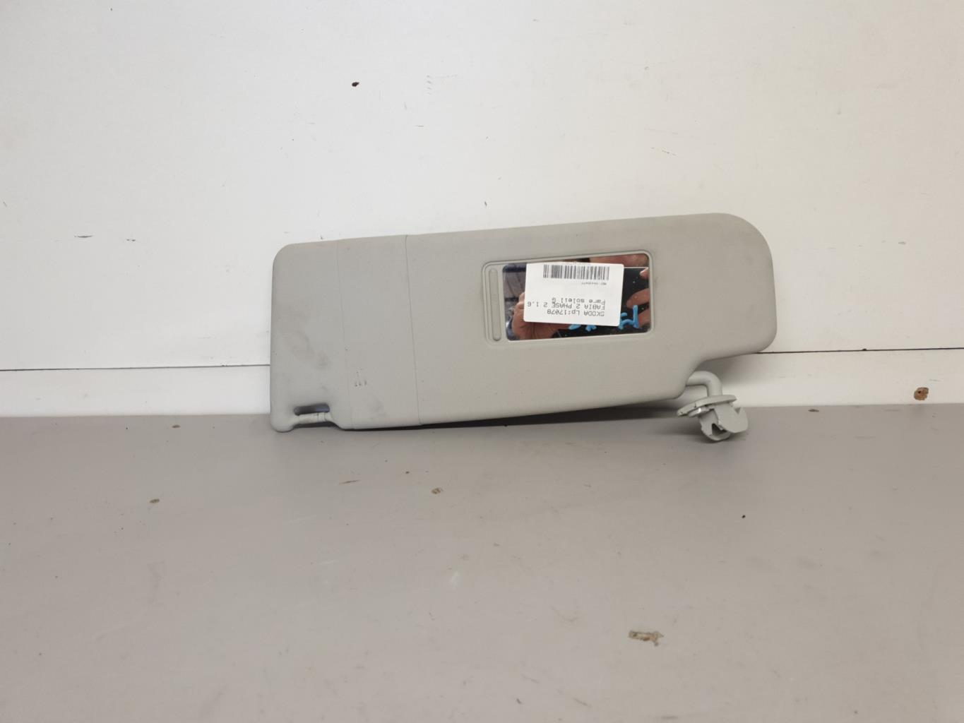 Pare soleil gauche SKODA FABIA 2 PHASE 2 Diesel - 1