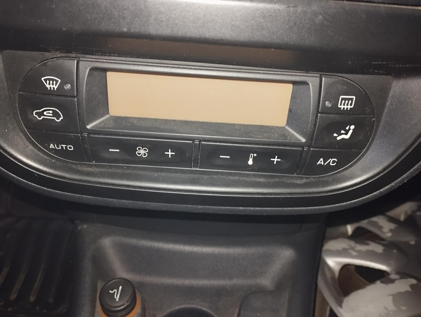 Commande chauffage CITROEN C3 PLURIEL PHASE 2 CABRIOLET Essence - 1