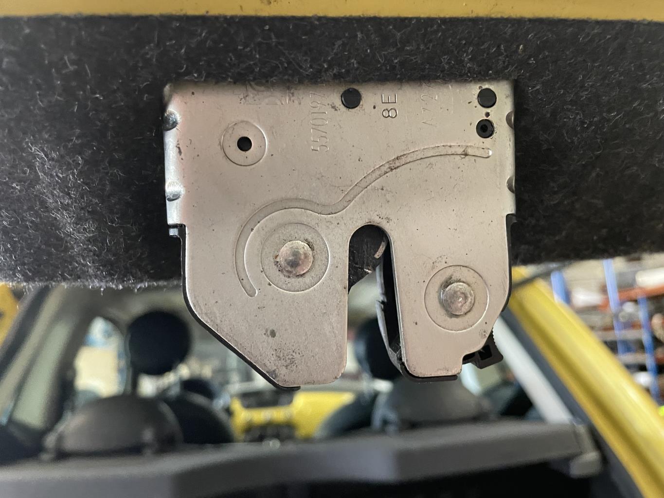Serrure de hayon FIAT 500 2 PHASE 1 Diesel - 1