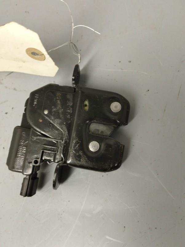 Serrure de hayon RENAULT GRAND SCENIC 3 PHASE 3 Diesel - 1