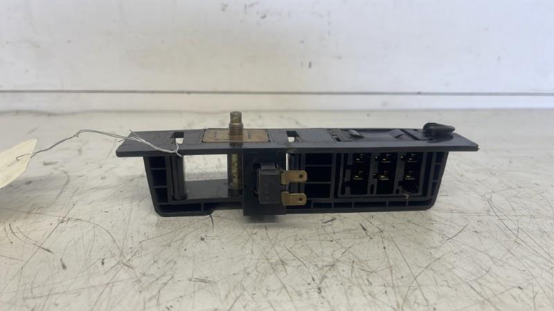 Serrure de hayon RENAULT R11 Essence - 1
