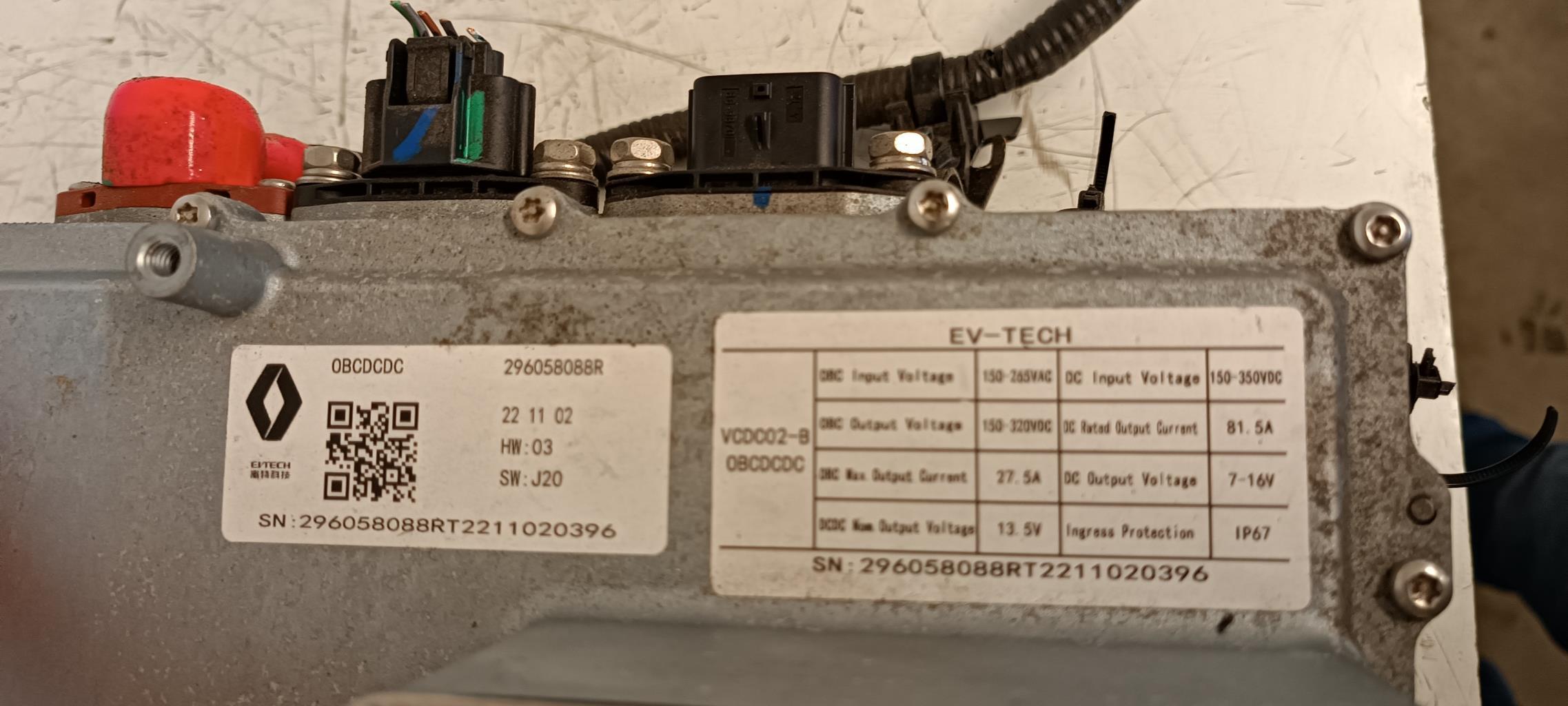 Chargeur (Voiture électrique) DACIA SPRING Electricité - 1