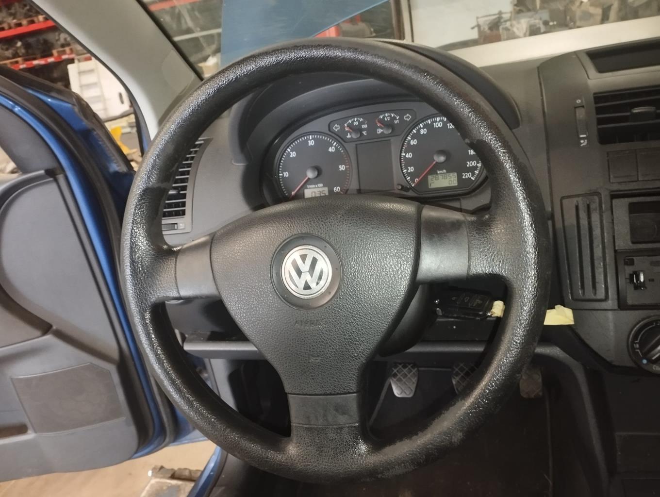 Neiman VOLKSWAGEN POLO 4 PHASE 2 Diesel - 1