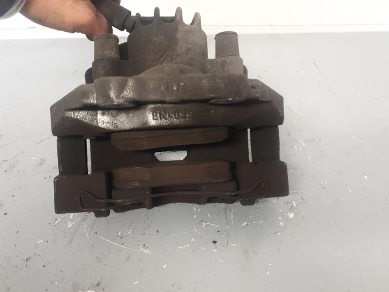 Etrier avant gauche (freinage) CITROEN C4 2 PHASE 1 Essence - 1
