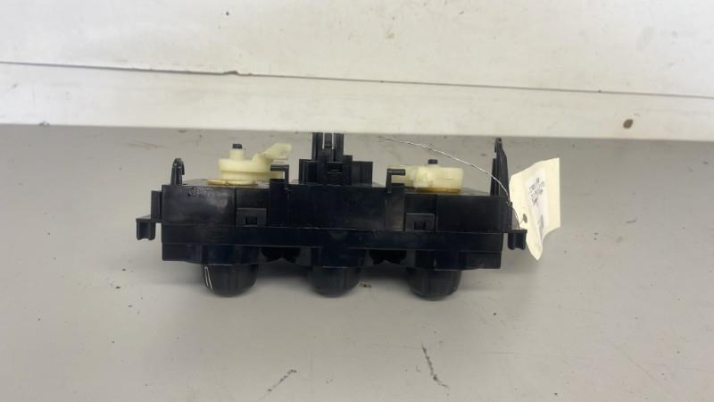 Commande chauffage CITROEN C3 2 PHASE 1 Essence - 1